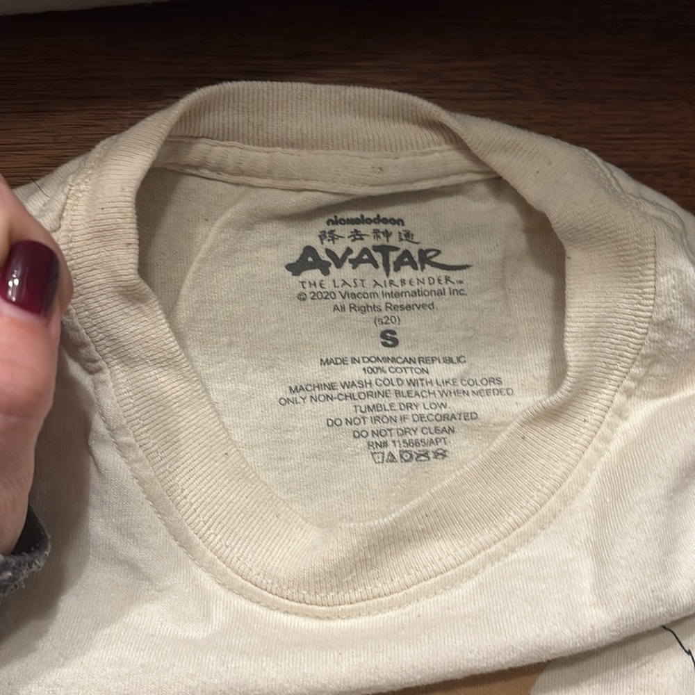 Avatar the Last Airbender Appa and Momo T-shirt, small - Picture 3 of 6